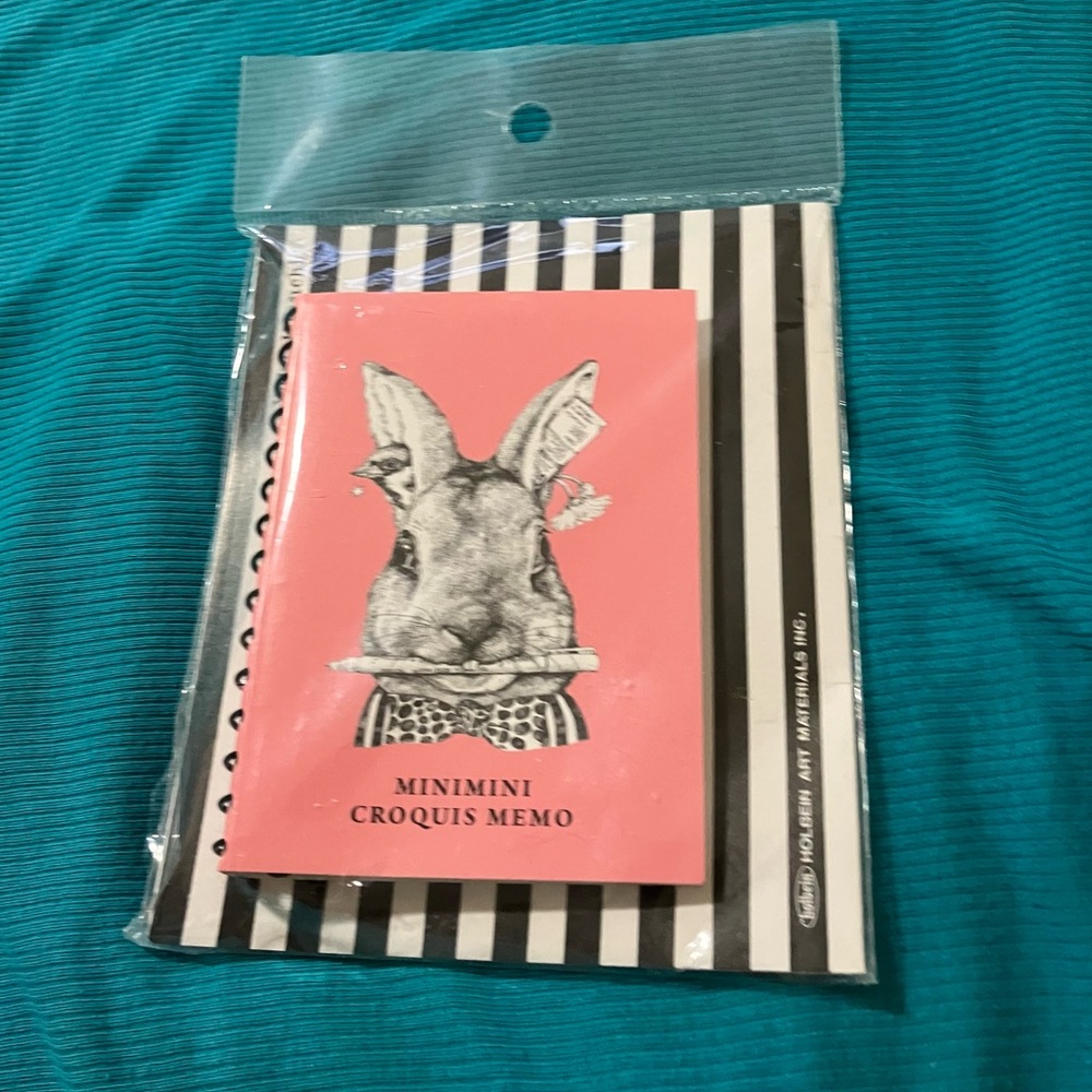 Pink and Black Croquis Memo